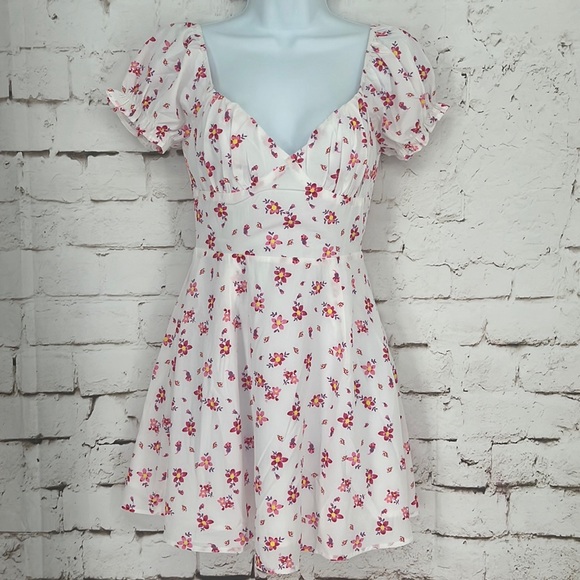 NWOT PRINCESS POLLY “RUTH” FLORAL MINI, SIZE 4 - Picture 2 of 9